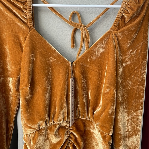 NWT MINK PINK ROUCHED DRESS - Picture 2 of 6